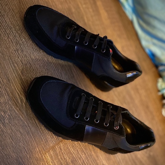 Prada Sneaker Shoes - Picture 5 of 6